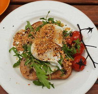 Whyte - Accommodation Broadbeach