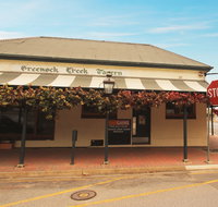 The Greenock - Accommodation Broadbeach