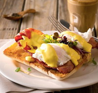 The Coffee Club - Glenmore Park - Accommodation Broadbeach