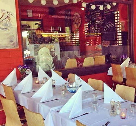 Agatha's Licensed Cafe - Accommodation Broadbeach 14