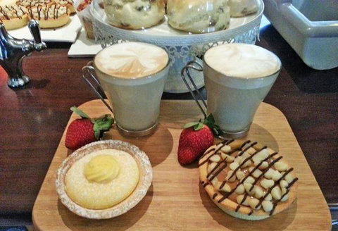 Agatha's Licensed Cafe - Accommodation Broadbeach 8