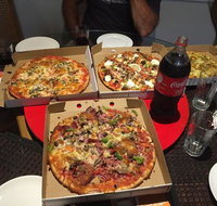 Pizza Pastaria - Accommodation Broadbeach