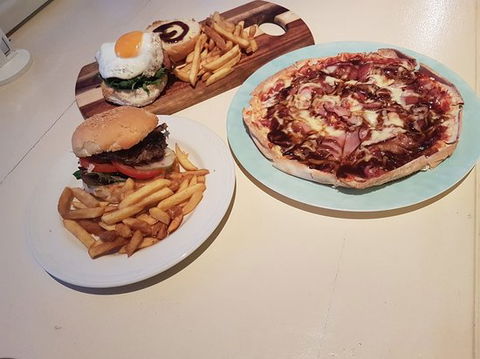 PJ's Bar - Accommodation Broadbeach 0