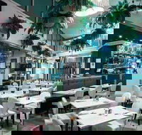 The Lazy Lobster - Accommodation Broadbeach