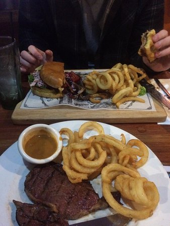 Hog’s Breath Cafe - Accommodation Broadbeach 0