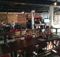 Neighborhood Pizza - Accommodation Broadbeach