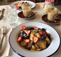 Satchmo Cafe - Accommodation Broadbeach