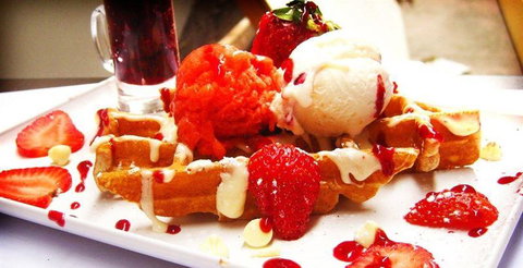 Acropolis Souvlaki Bar - Accommodation Broadbeach 0