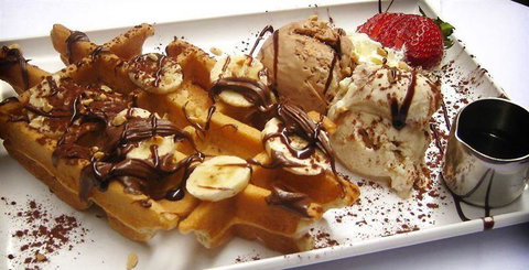 Acropolis Souvlaki Bar - Accommodation Broadbeach 6