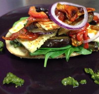 Colossal Coffee and Cakes - Accommodation Broadbeach