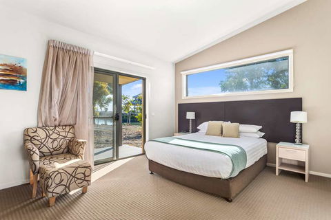 Quality Suites Point Cook Seasons 5 - Accommodation Broadbeach 6