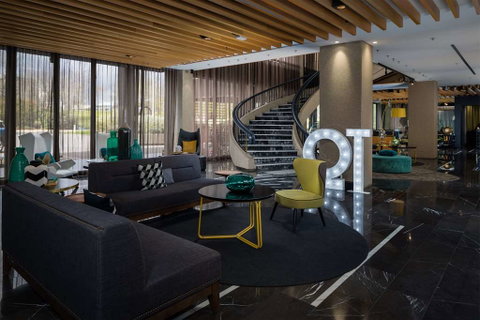 QT Canberra - Accommodation Broadbeach 2