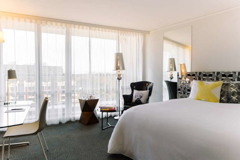 QT Canberra - Accommodation Broadbeach 4