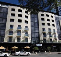 Mantra Hindmarsh Square - Accommodation Broadbeach