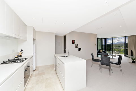 Astra Canberra Manhattan - Accommodation Broadbeach 10