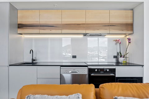 Hobart City Apartments - Accommodation Broadbeach 8