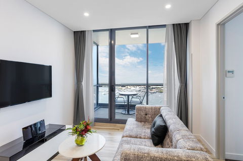 Meriton Suites Southport - Accommodation Broadbeach 6