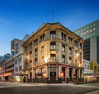 Quest Savoy - Accommodation Broadbeach