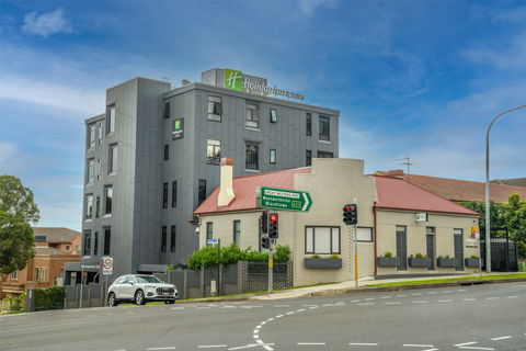 Holiday Inn Stes Parramatta Mar - Accommodation Broadbeach 0