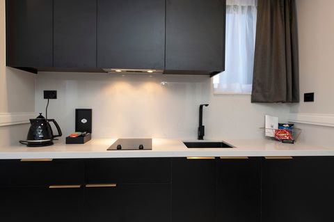 Holiday Inn Stes Parramatta Mar - Accommodation Broadbeach 7