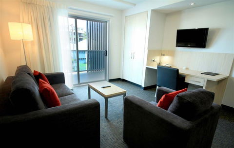 Jephson Hotel - Accommodation Broadbeach 3