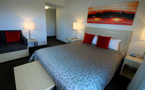Jephson Hotel - Accommodation Broadbeach 6