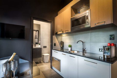 Crest On Park - Accommodation Broadbeach 14