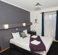 Elm Court Motel - Accommodation Broadbeach
