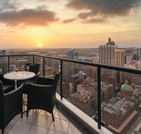 Meriton Suites Pitt Street - Accommodation Broadbeach
