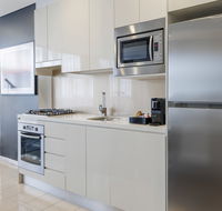 Meriton Suites Zetland - Accommodation Broadbeach