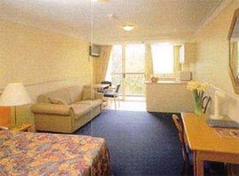 Hyde Park Inn - Accommodation Broadbeach 9