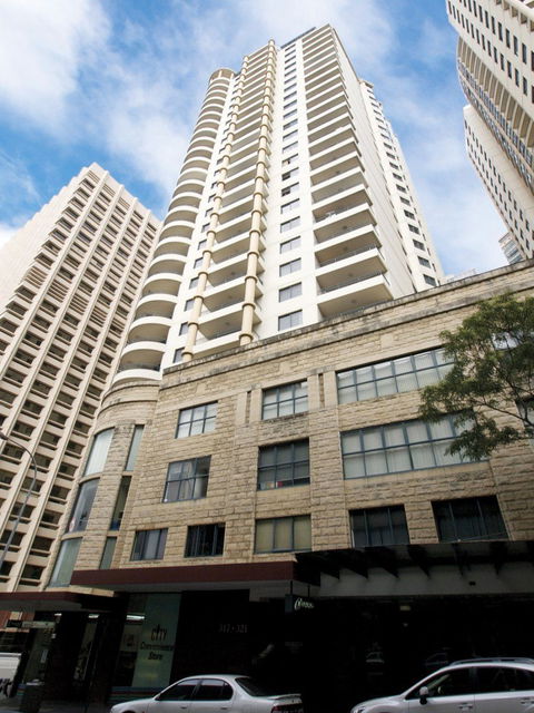 Oaks On Castlereagh - Accommodation Broadbeach 0