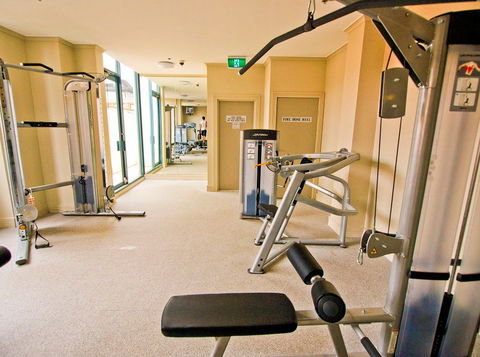 Oaks On Castlereagh - Accommodation Broadbeach 5