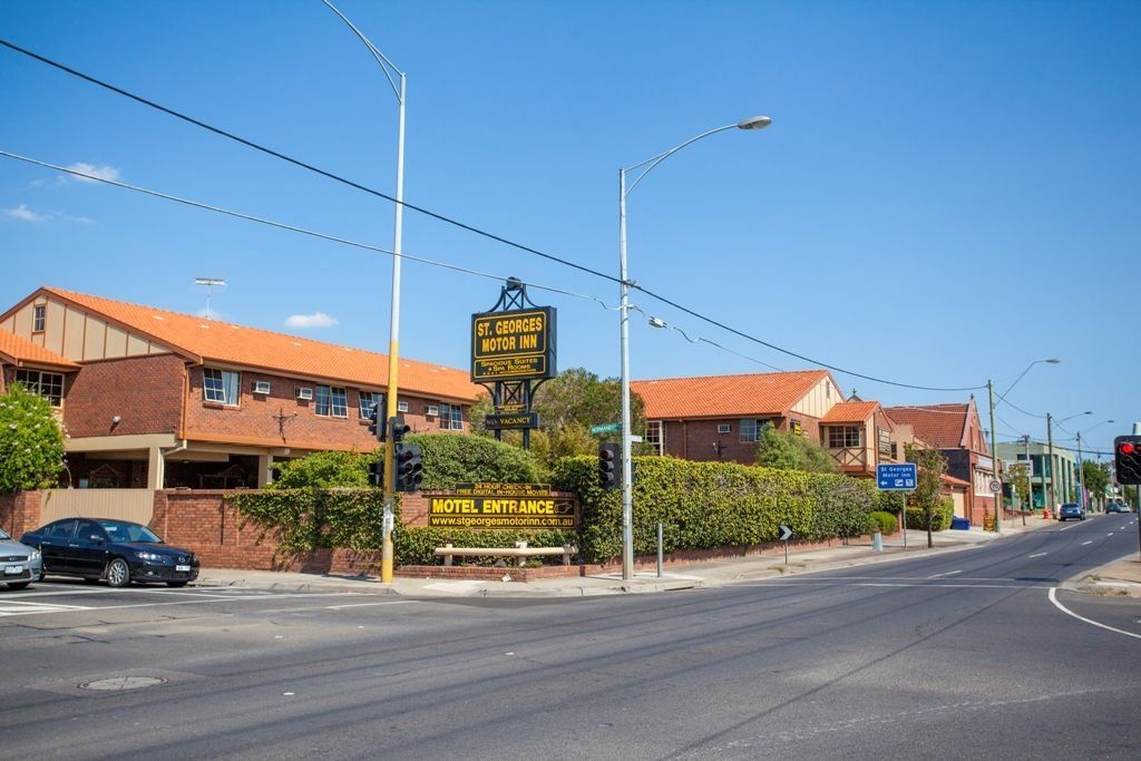 Thornbury VIC Accommodation Broadbeach