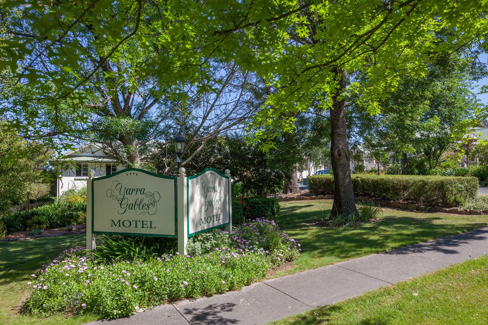 Toolebewong VIC Accommodation Broadbeach