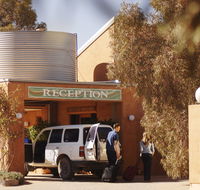 Mud Hut Motel - Accommodation Broadbeach