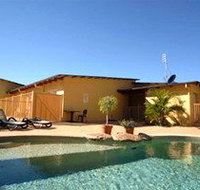 Red Bridge Motor Inn - Accommodation Broadbeach