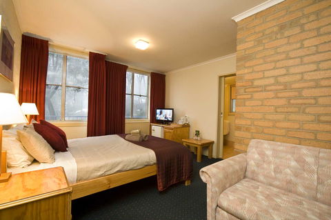 Attunga Alpine Lodge - Accommodation Broadbeach 1