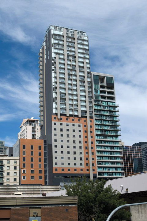 Atlantis Hotel - Accommodation Broadbeach 0