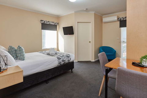 Elphin Villas - Accommodation Broadbeach 2