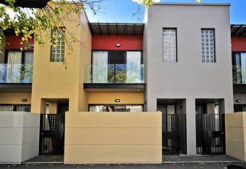 RNR Apartments, Adelaide - Accommodation Broadbeach 0