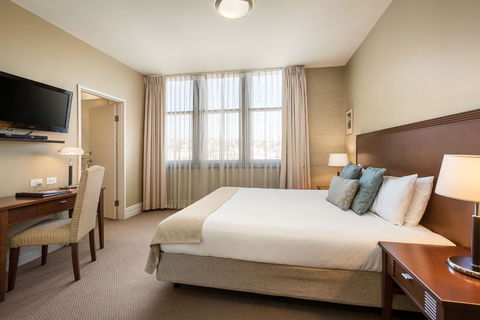 Launceston Central Apartments - Accommodation Broadbeach 2