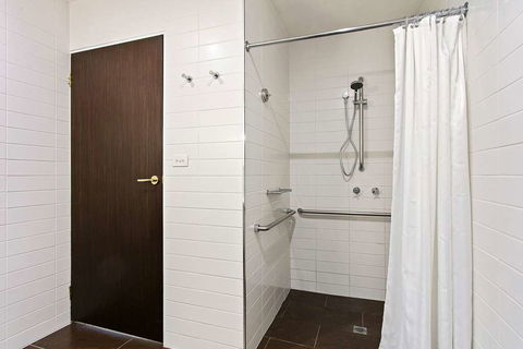 Quality Inn Heritage On Lydiard - Accommodation Broadbeach 5