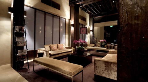 Establishment Hotel - Accommodation Broadbeach 3