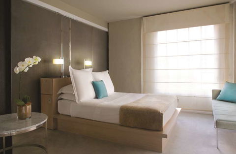 Establishment Hotel - Accommodation Broadbeach 6