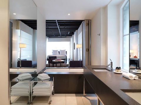 Establishment Hotel - Accommodation Broadbeach 7