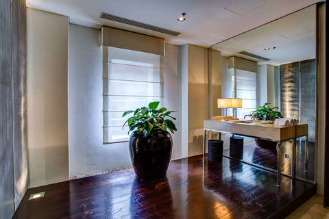 Establishment Hotel - Accommodation Broadbeach 15