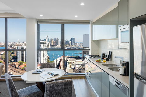 Meriton Serviced Apartments North Sydney - Accommodation Broadbeach 6