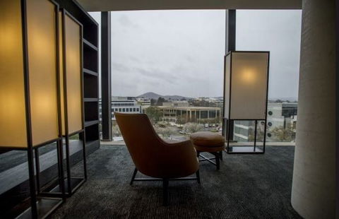 Little National Hotel - Accommodation Broadbeach 2