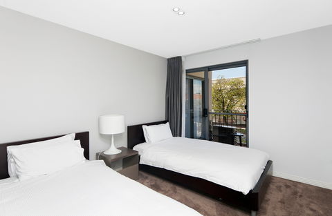 Astra Apartments The Griffin - Accommodation Broadbeach 12